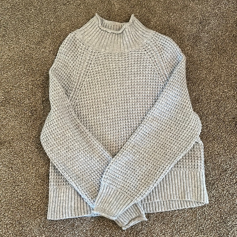 American Eagle mock neck sweater